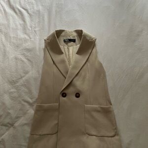 Zara Women's Beige Double-Breasted Vest